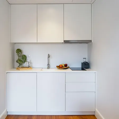 River Infante Hotell 4*