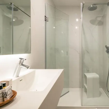 River Infante Hotel 4*