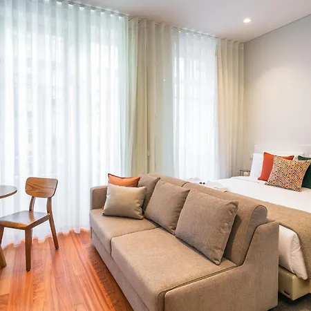 River Infante Hotel