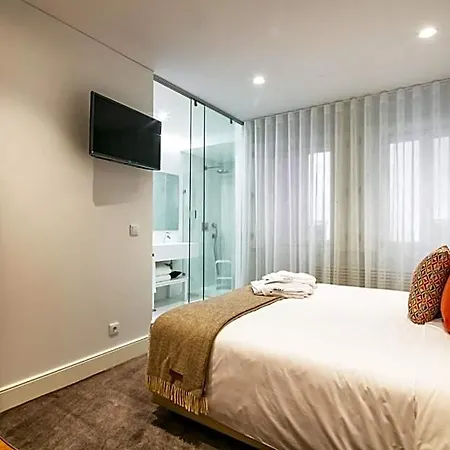 River Infante Hotel 4*
