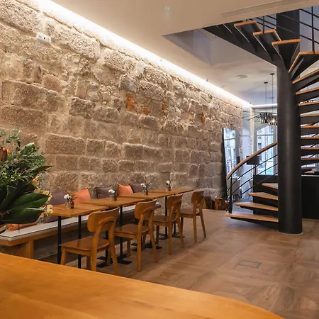 River Infante Hotel