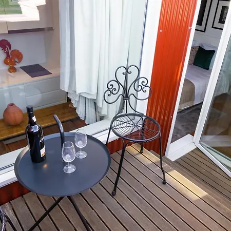 River Infante Hotell 4*