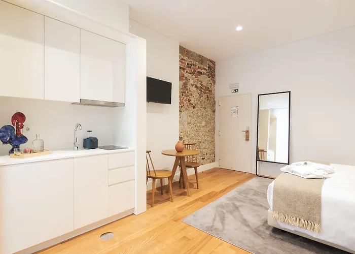 River Infante מלון 4*